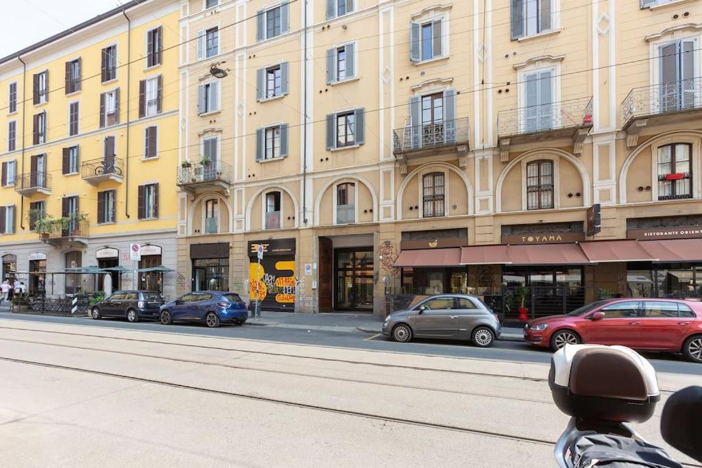 My Charming Apartments Ai Navigli-Vigevano Suite ミラノ エクステリア 写真
