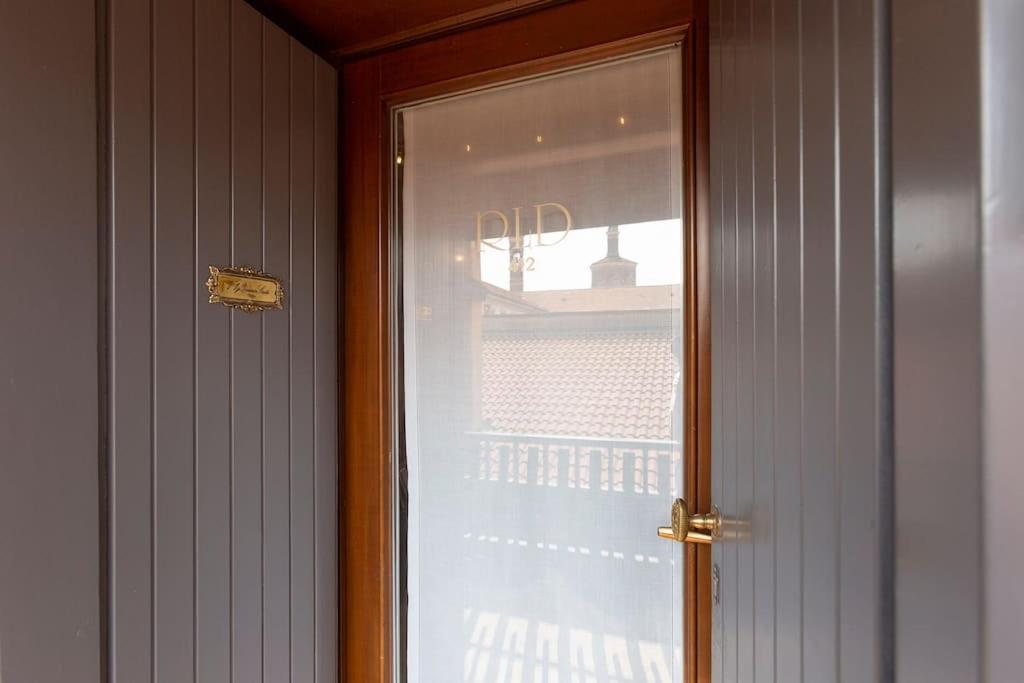 My Charming Apartments Ai Navigli-Vigevano Suite ミラノ エクステリア 写真